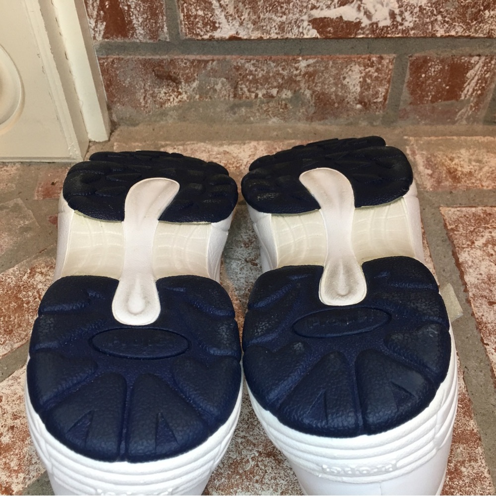 Propet Women's White Navy Mary Jane Therapeutic Walker Shoes size 9 W - Picture 7 of 16